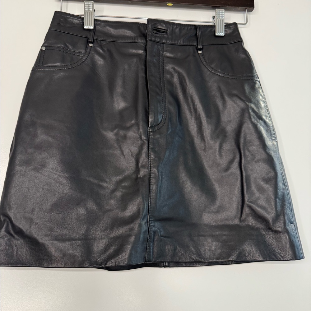 Walter Baker genuine lamb skin leather mini skirt size 0